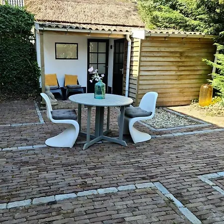 Little Lovely Apartamento